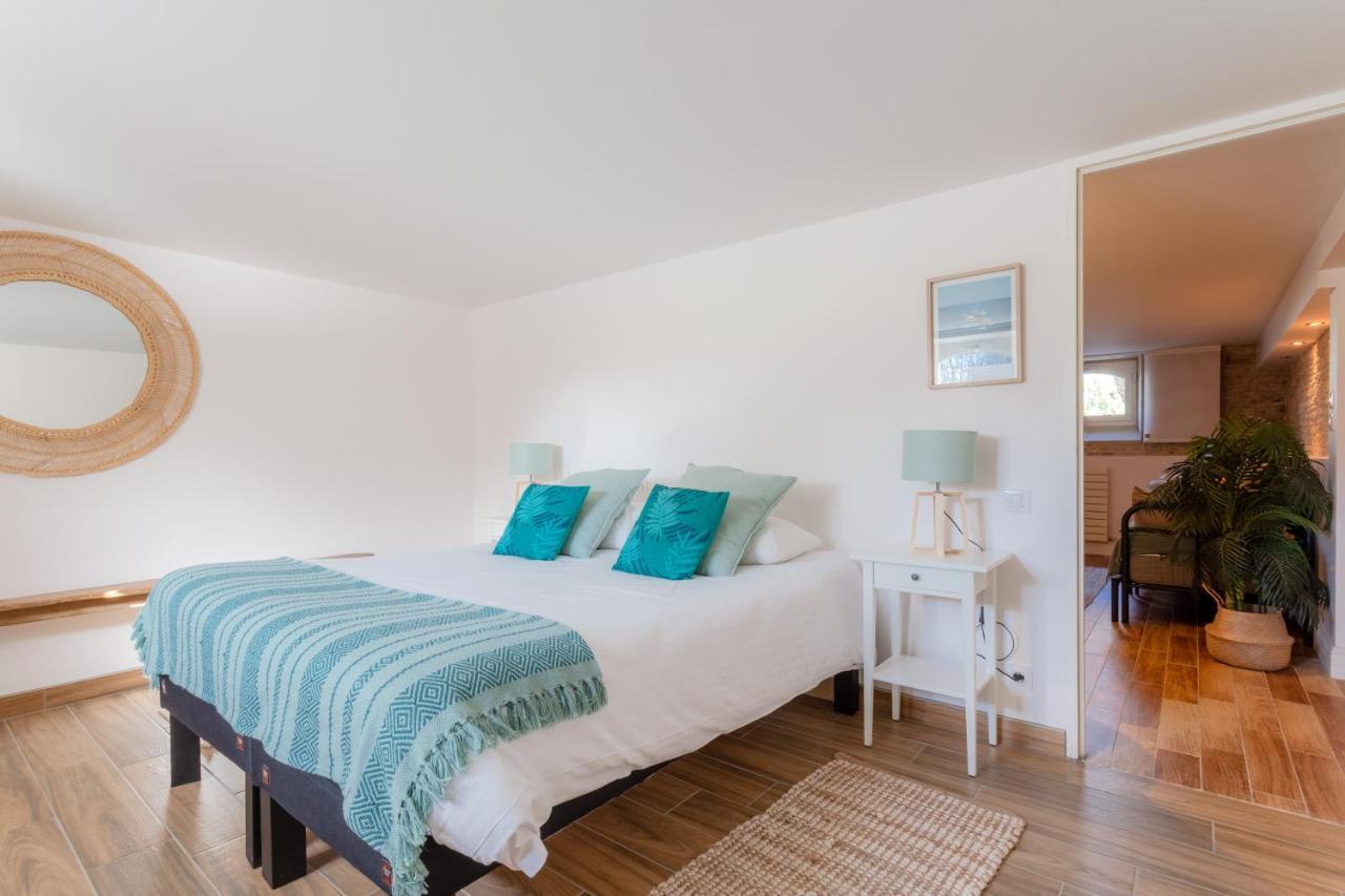 Suite Souplex Chateau Cote De Nacre Ver-sur-Mer Exterior photo